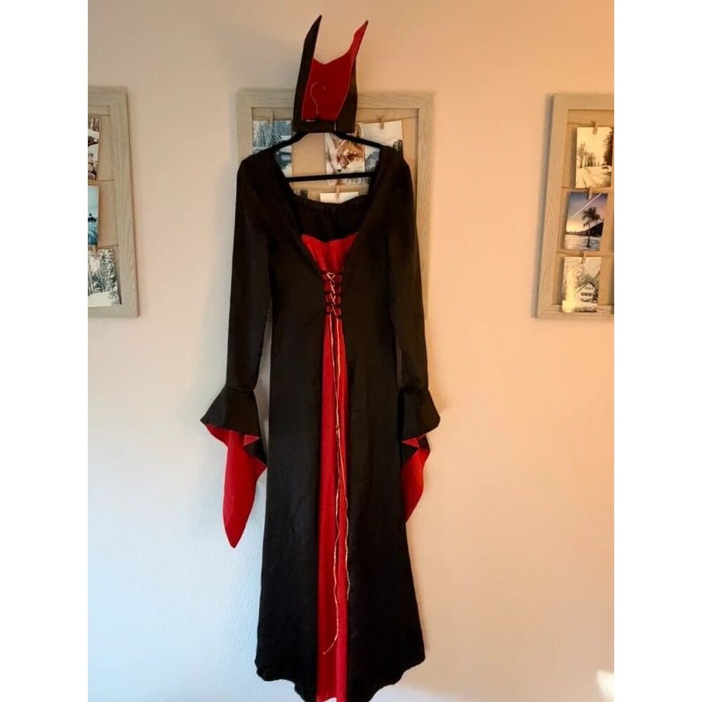 Homemade Vampire Dracula Costume Medium, Black Red, Long Dress, Neck Piece